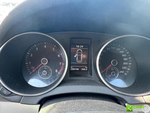 VOLKSWAGEN Golf usata, con Touch screen
