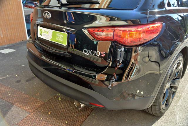 INFINITI QX70 usata, con Sospensioni pneumatiche