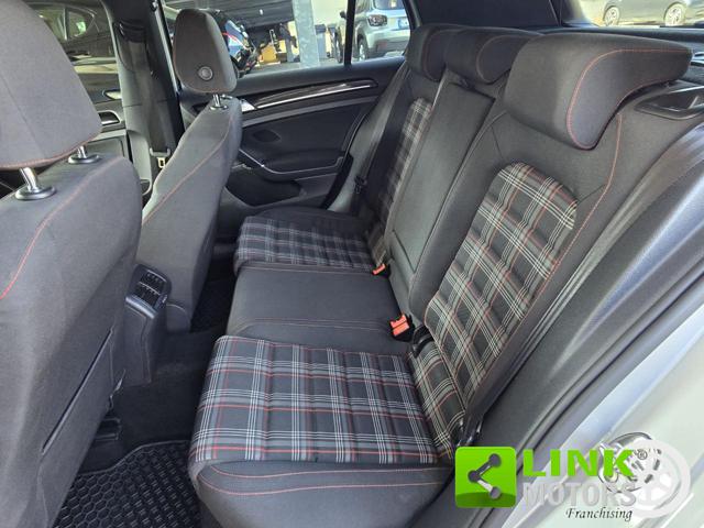 VOLKSWAGEN Golf GTI usata, con Autoradio