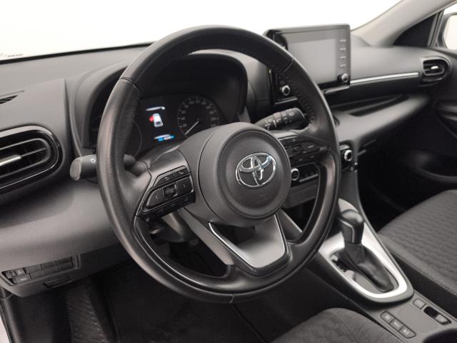 TOYOTA Yaris usata, con Controllo automatico clima