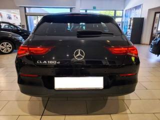 MERCEDES-BENZ CLA 180 usata, con Alzacristalli elettrici