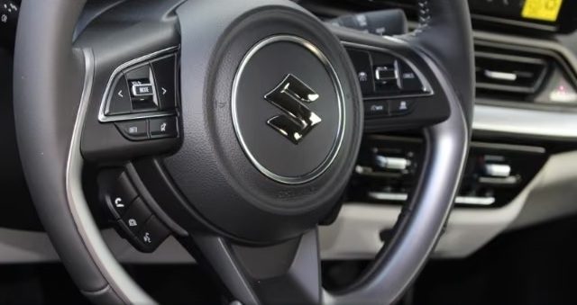 SUZUKI Swift usata, con Controllo trazione