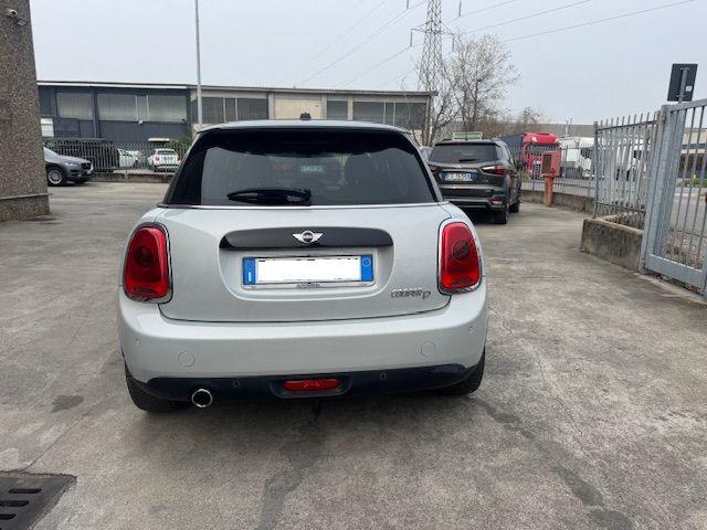MINI Cooper D usata, con Autoradio