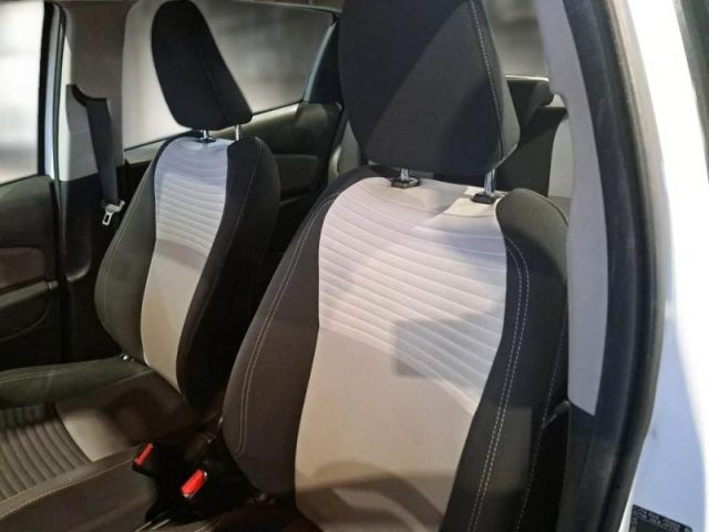 TOYOTA Yaris usata, con Immobilizzatore elettronico