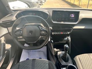 PEUGEOT 2008 usata, con Controllo automatico clima