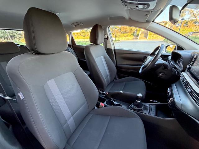 HYUNDAI i20 usata, con Sedile posteriore sdoppiato
