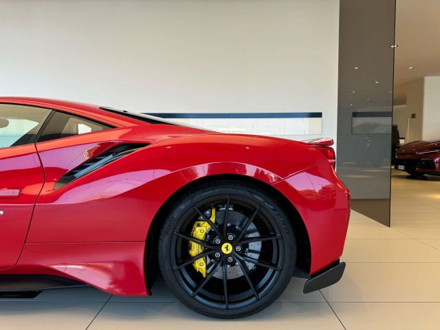 FERRARI 488 usata, con Servosterzo