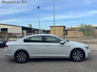 VOLKSWAGEN Passat usata, con Boardcomputer
