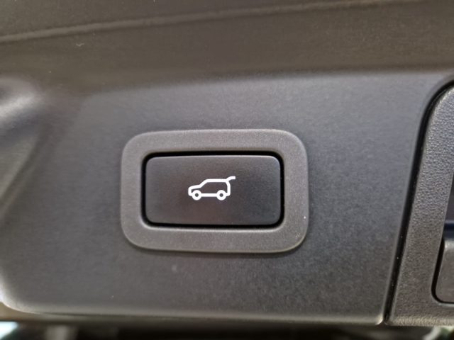 LAND ROVER Range Rover Velar usata, con Specchietti laterali elettrici