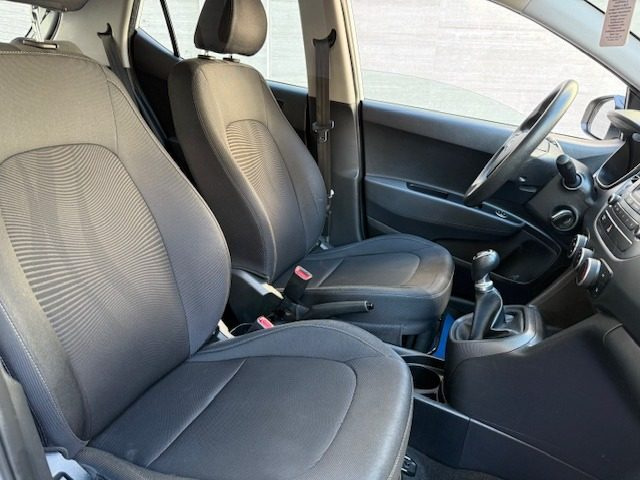 HYUNDAI i10 usata, con ESP