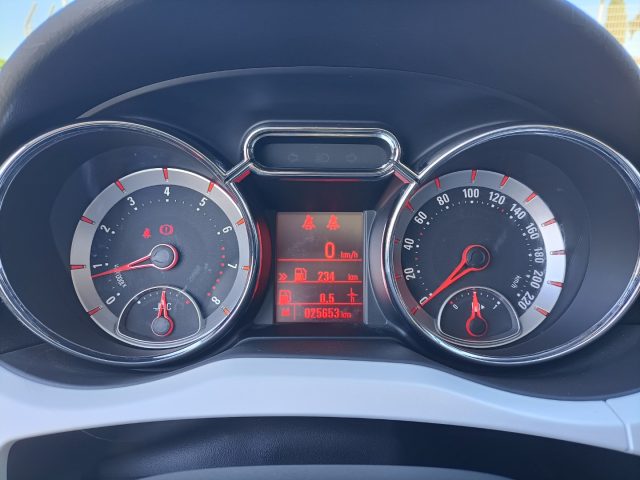 OPEL Adam usata, con Bluetooth