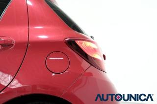 TOYOTA Yaris usata 46