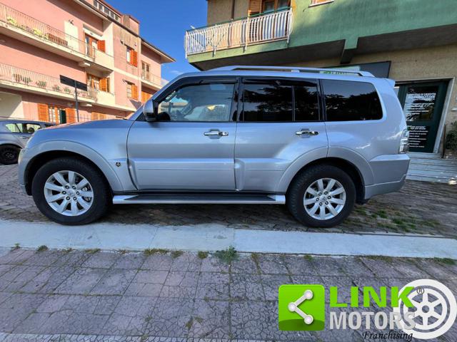 MITSUBISHI Pajero usata, con Sensori di parcheggio posteriori