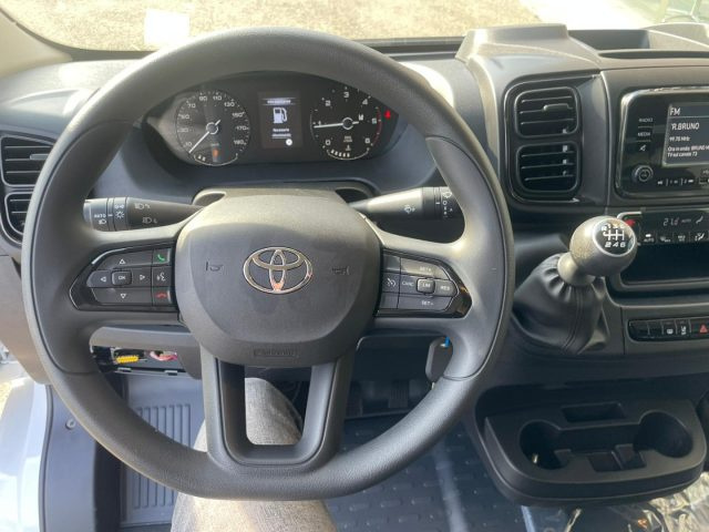 TOYOTA Proace Max usata, con ESP