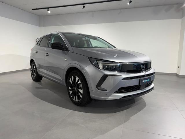 OPEL Grandland usata, con Airbag
