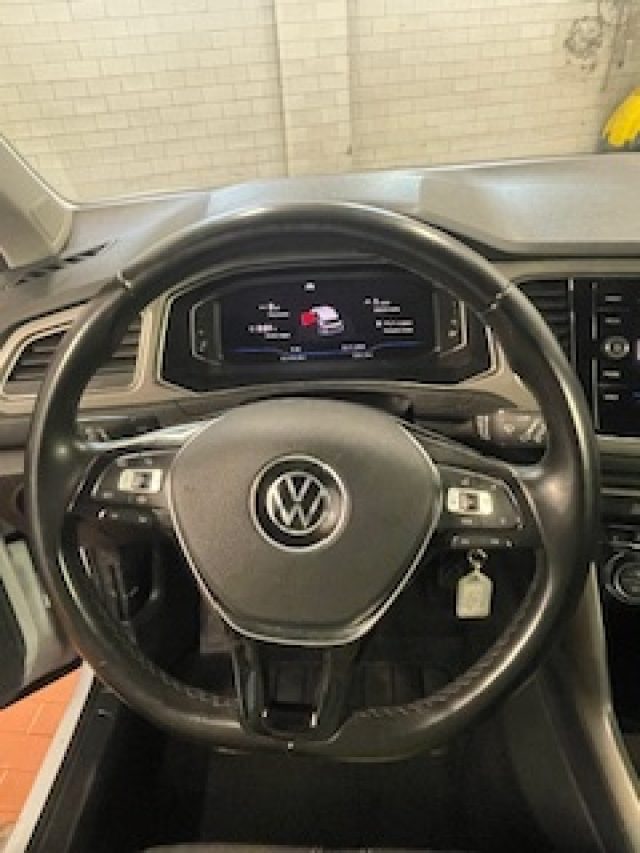 VOLKSWAGEN T-Roc usata, con ESP