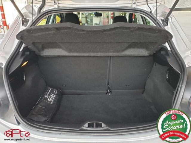 PEUGEOT 208 usata, con Volante multifunzione