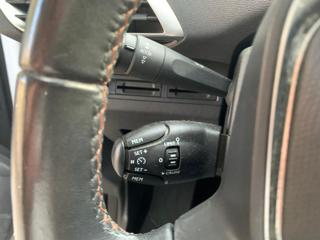PEUGEOT 3008 usata, con Sedile posteriore sdoppiato