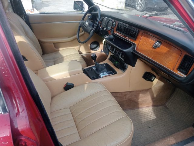 JAGUAR XJ6 usata, con Interni in pelle