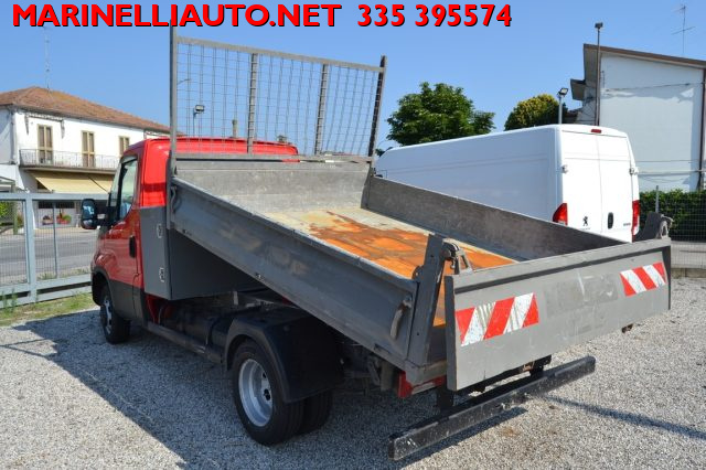 IVECO Daily usata, con Specchietti laterali elettrici