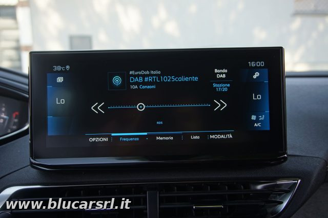 PEUGEOT 5008 usata, con Controllo elettronico della corsia