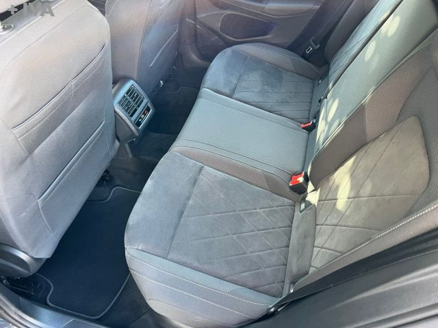 VOLKSWAGEN Golf usata 19