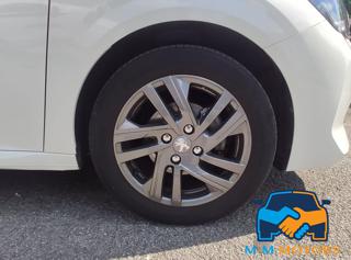PEUGEOT 208 usata, con Cerchi in lega