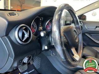 MERCEDES-BENZ GLA 200 usata, con Servosterzo