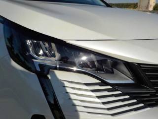 PEUGEOT 3008 usata, con Climatizzatore