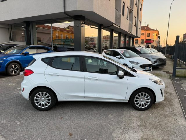 FORD Fiesta usata, con Autoradio