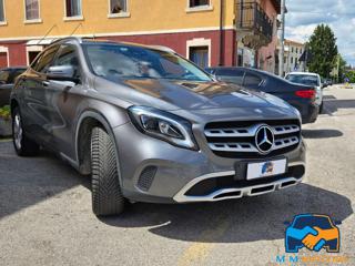 MERCEDES-BENZ GLA 180 usata, con Cerchi in lega