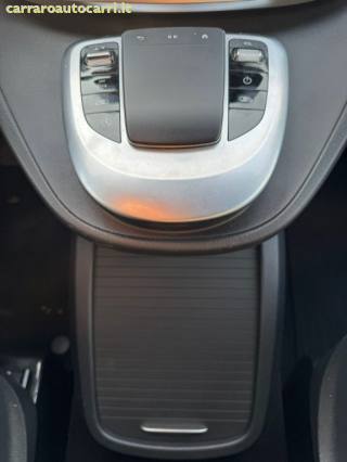 MERCEDES-BENZ V 250 usata, con Isofix