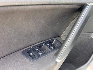 VOLKSWAGEN Golf usata, con Chiusura centralizzata