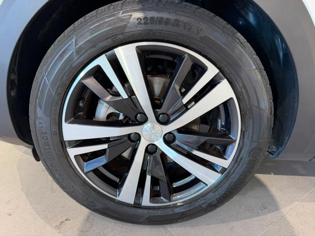 PEUGEOT 3008 usata, con Climatizzatore