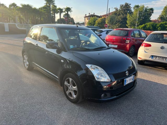 SUZUKI Swift usata, con Airbag