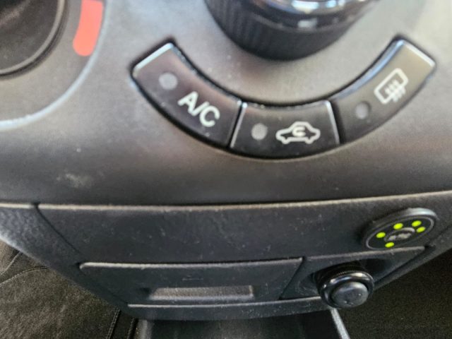 CHEVROLET Aveo usata, con Autoradio digitale