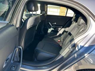 MERCEDES-BENZ A 180 usata, con Chiusura centralizzata