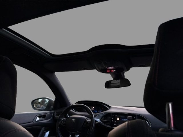 PEUGEOT 308 usata, con Fari Xenon