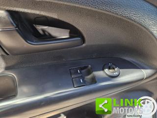 KIA Venga usata 23