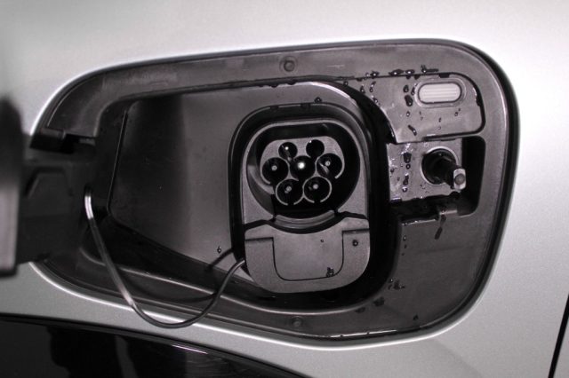 VOLKSWAGEN Tiguan usata, con Bracciolo