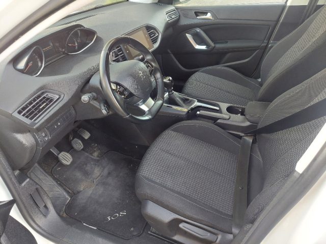 PEUGEOT 308 usata, con Alzacristalli elettrici