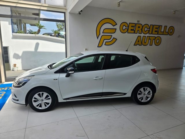 RENAULT Clio usata, con Autoradio digitale