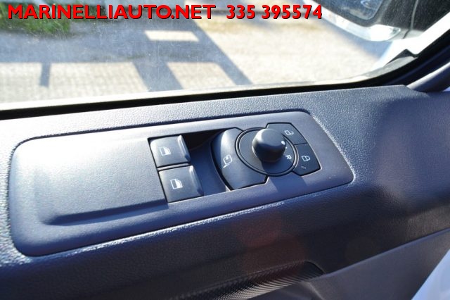 FORD Transit Custom usata, con Autoradio digitale