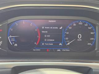 VOLKSWAGEN T-Roc usata 41