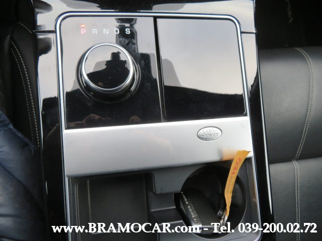 LAND ROVER Range Rover Velar usata, con USB