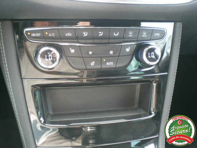 OPEL Astra usata, con Servosterzo