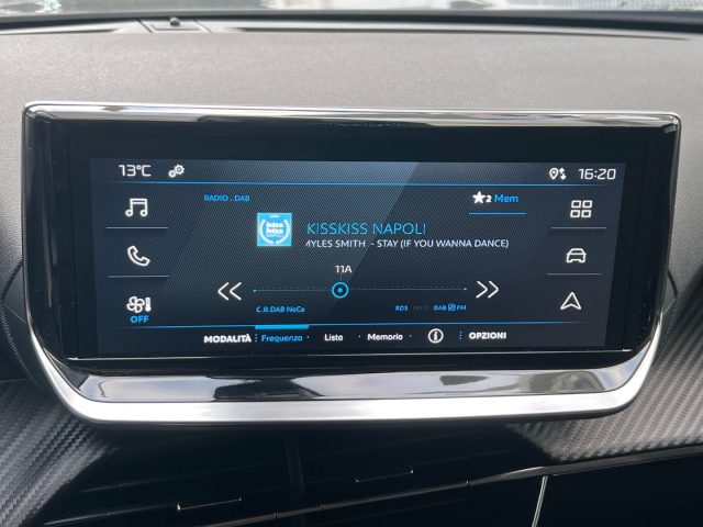 PEUGEOT 2008 usata, con USB