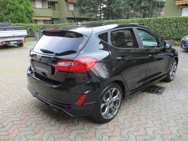 FORD Fiesta usata, con Autoradio