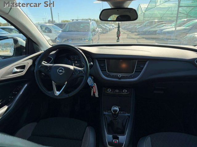 OPEL Grandland X usata, con Fendinebbia