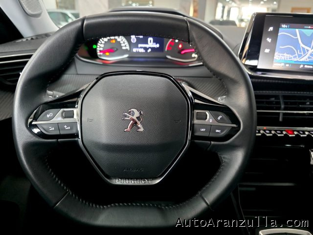 PEUGEOT 2008 usata, con USB